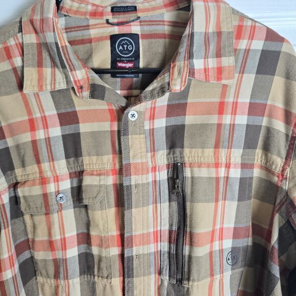 Wrangler‎ ATG Regular Fit Flannel Elbow Patch-Plaid-Men's XL - Picture 1 of 7
